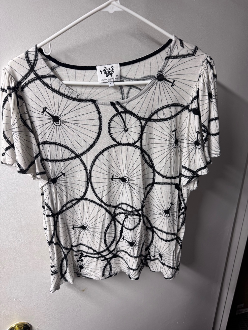 Women’s White and Black Bicycle Print Top